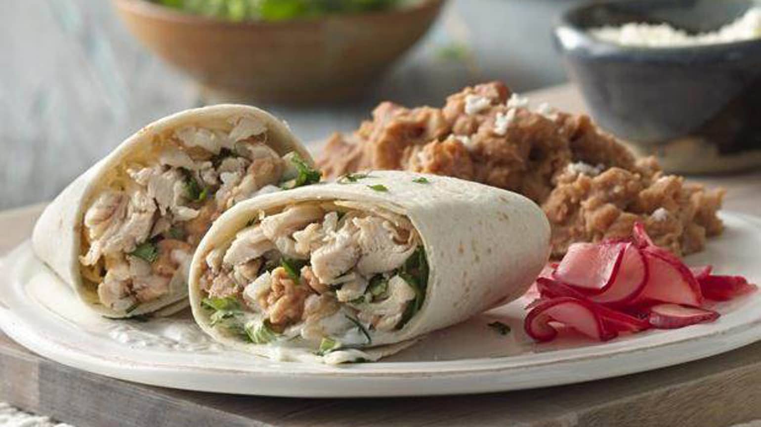 Einfache Poulet Bohnen Burritos